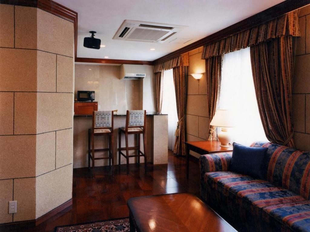 Hotel T Point Осака Экстерьер фото